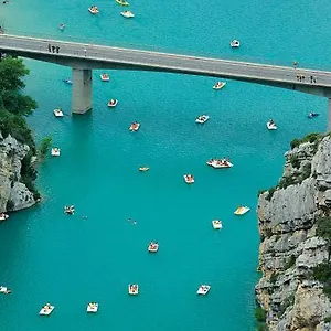  Appartement Prés Des Gorges Du Verdon Et Du De Ste Croix 04500 Equipé Confort Calme Lavande